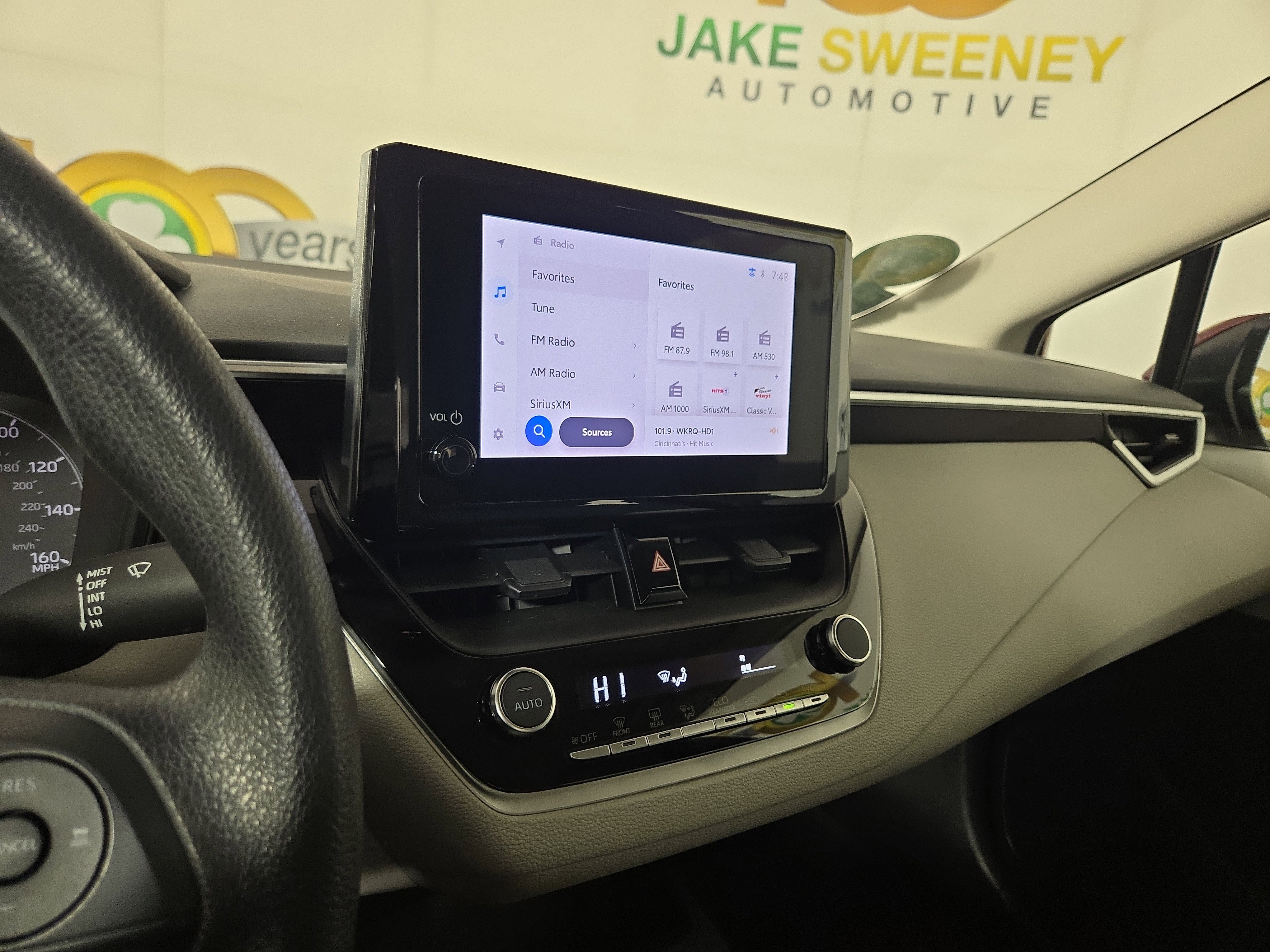 Used 2024 Toyota Corolla LE image 21