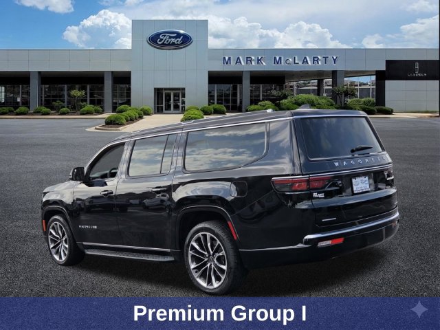 Used 2023 Jeep Wagoneer L Series II w/ Premium Group I AWD/4WD image 3
