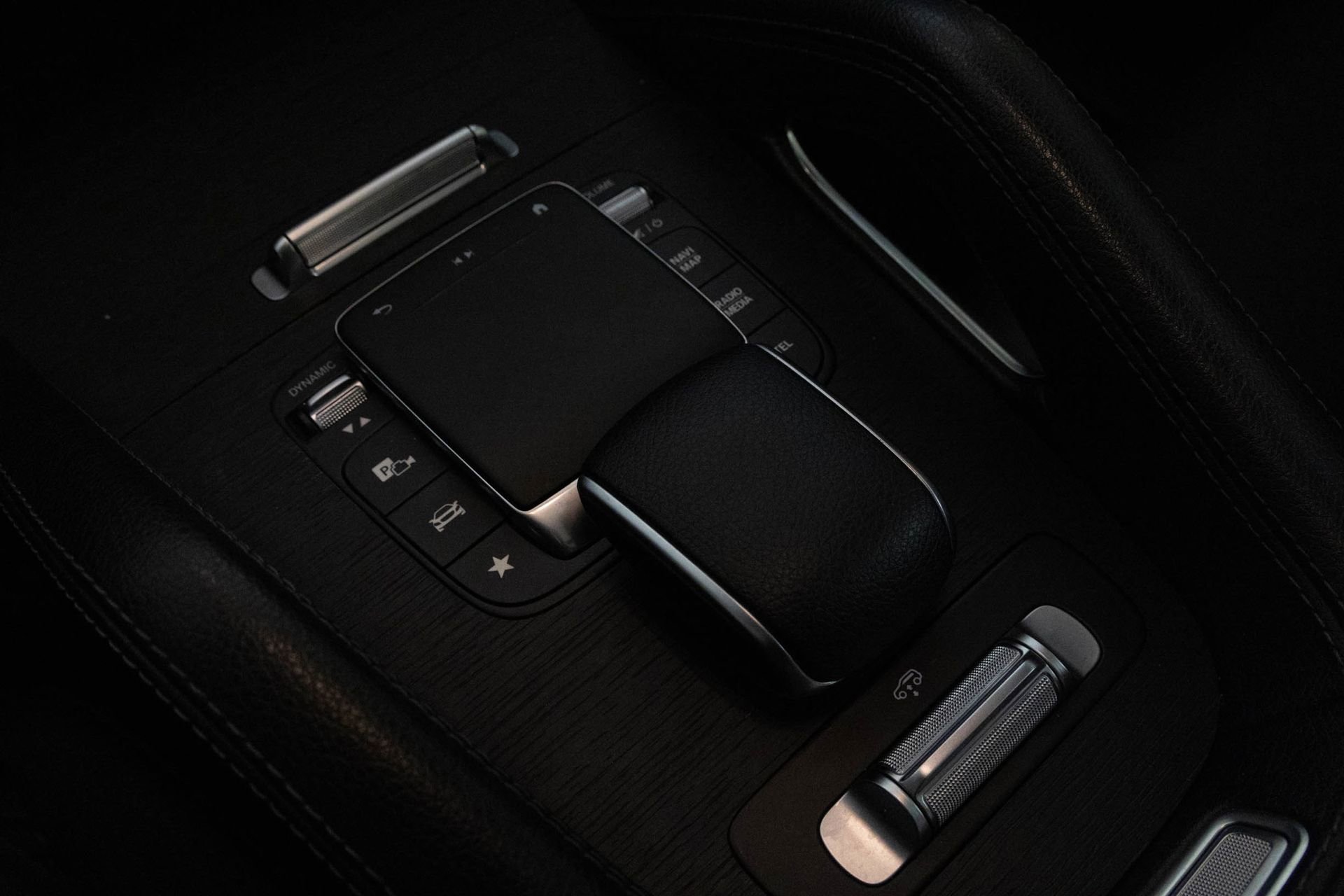 Used 2022 Mercedes-Benz GLS 450 4MATIC image 24