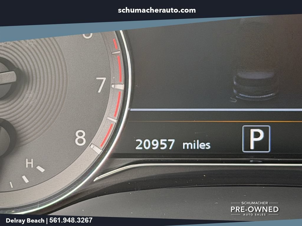Used 2024 INFINITI QX80 Luxe w/ Cargo Package RWD image 28