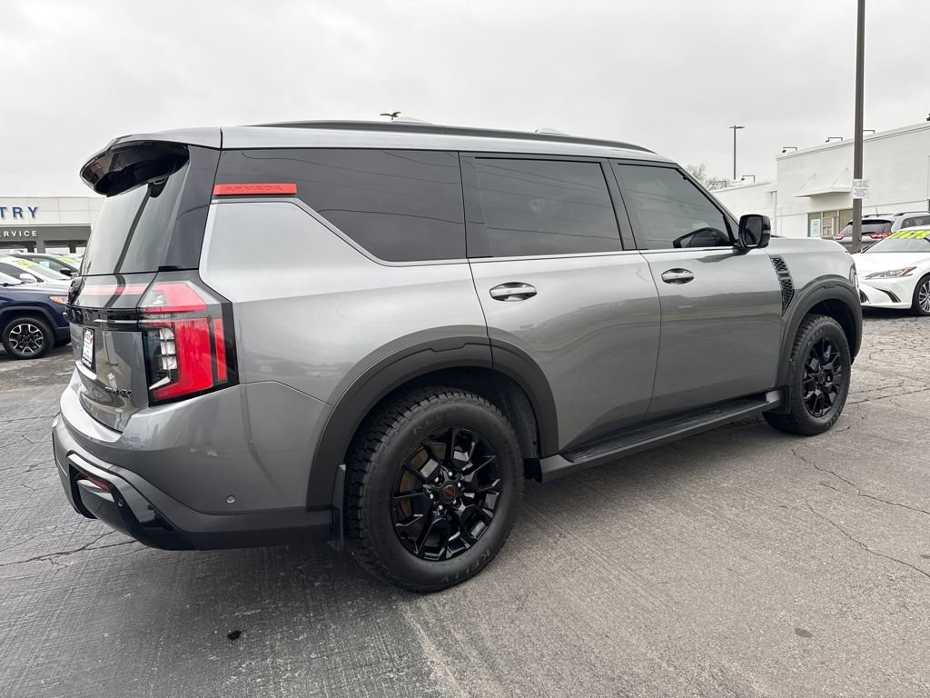 Used 2025 Nissan Armada PRO-4X image 7