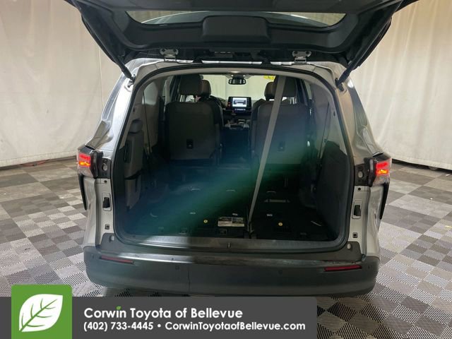 Certified 2024 Toyota Sienna XLE image 17