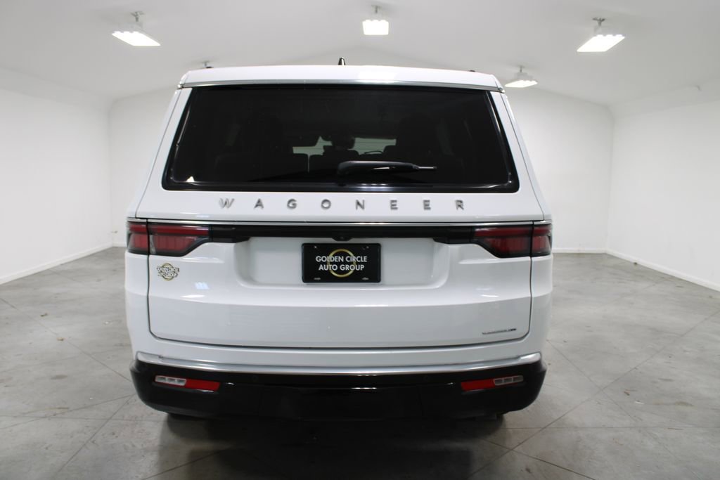 Used 2024 Jeep Wagoneer Series II image 8
