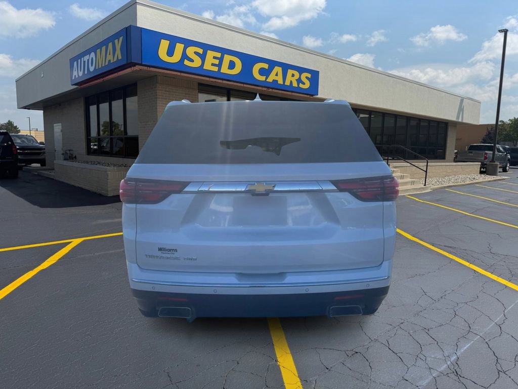 Used 2023 Chevrolet Traverse High Country w/ LPO, Floor Liner Package AWD/4WD image 6