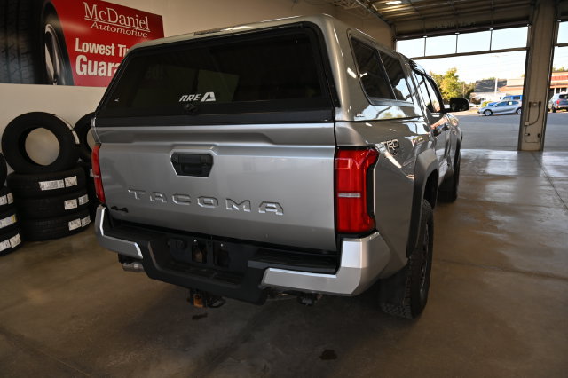 Used 2024 Toyota Tacoma TRD Off-Road AWD/4WD image 6