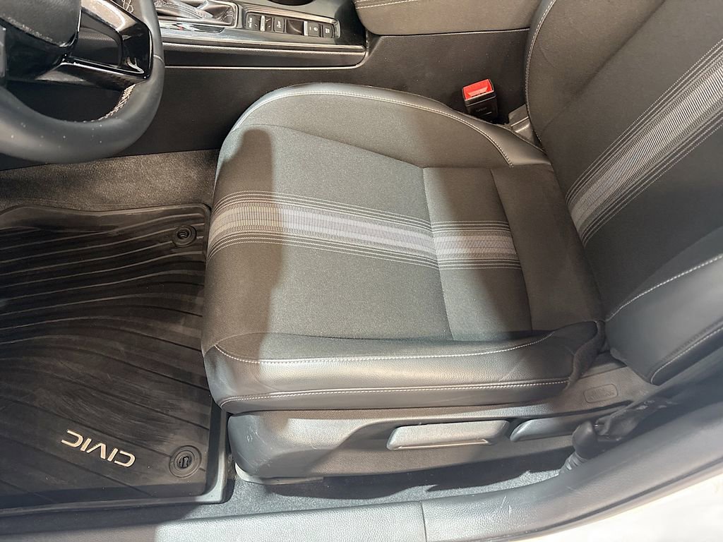 Used 2023 Honda Civic Sport image 18