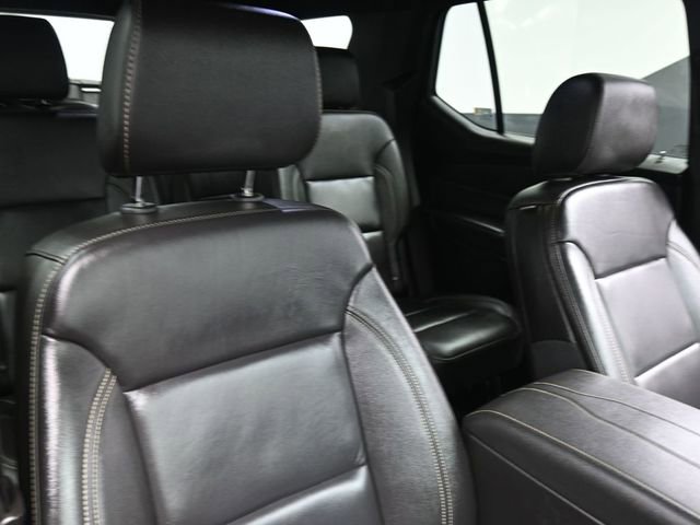 Used 2023 Chevrolet Traverse LT image 29