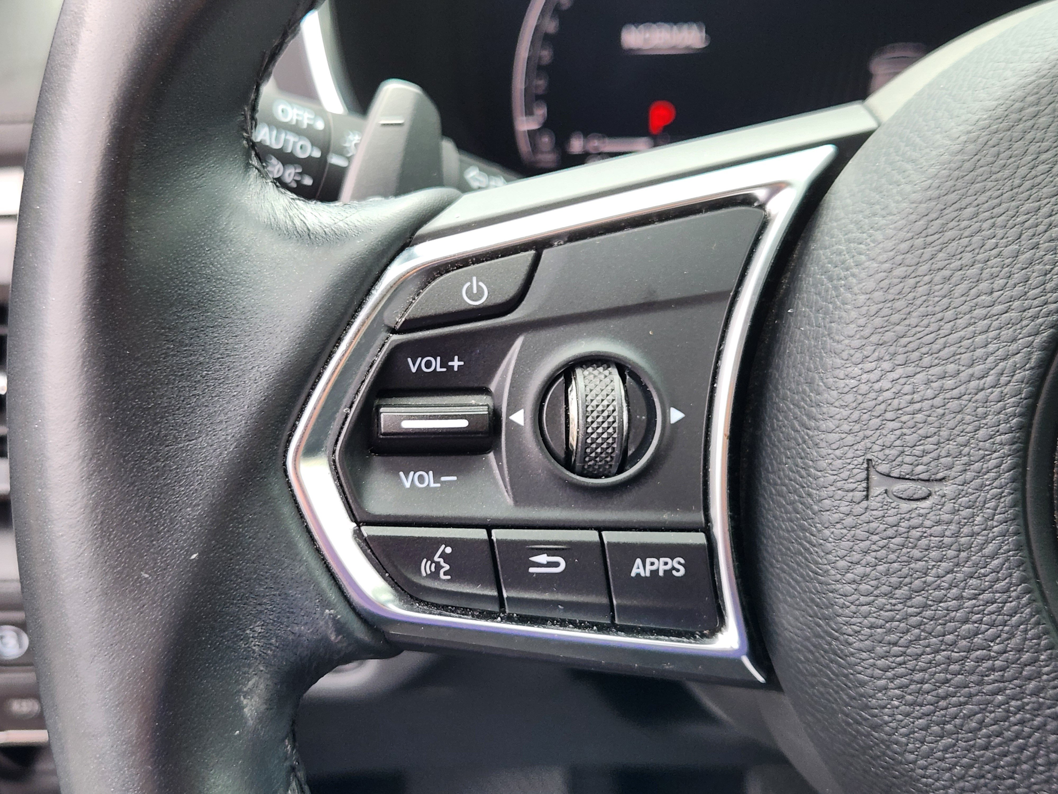Used 2023 Acura MDX w/ Technology Package AWD/4WD image 26