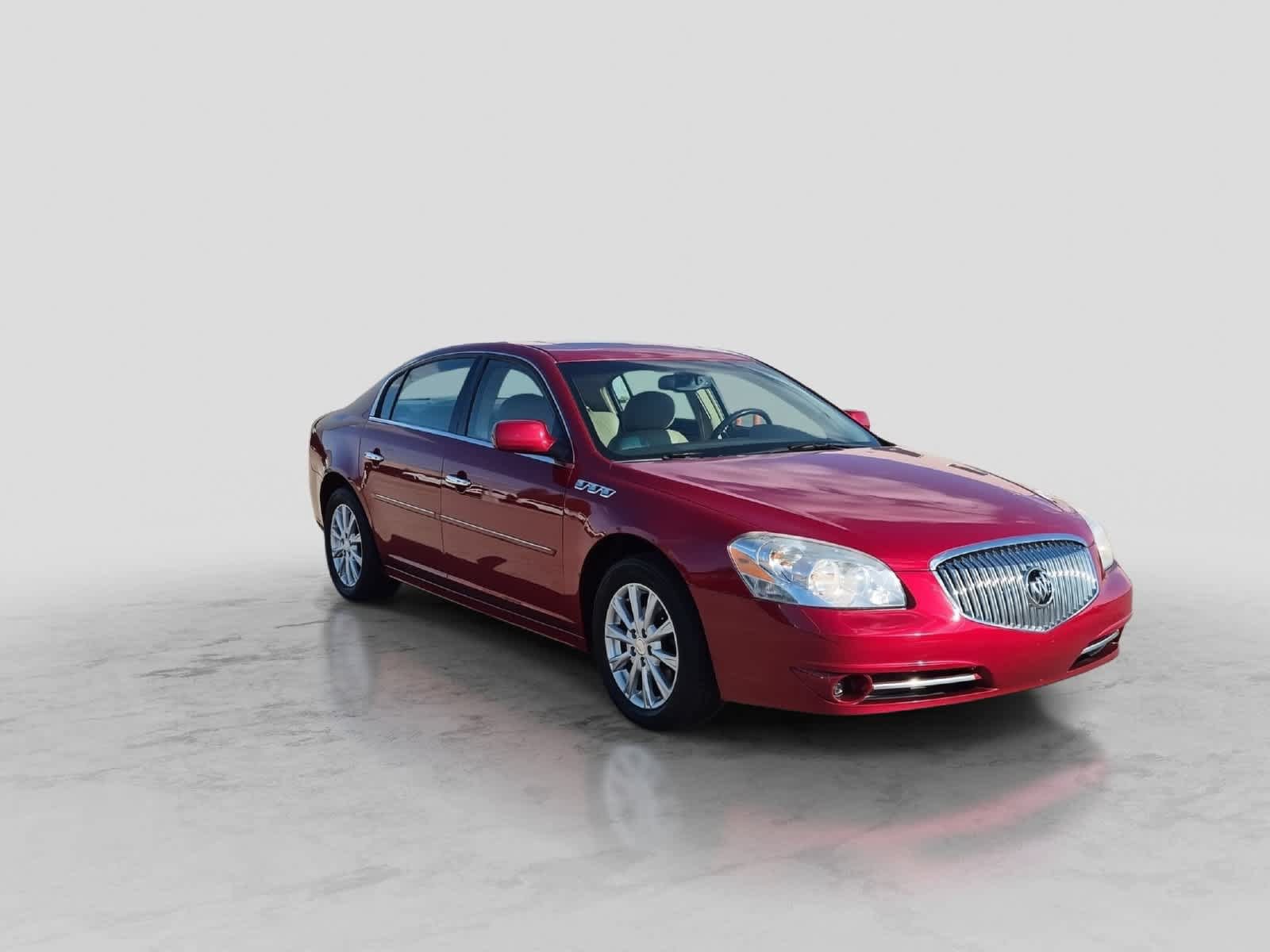 Used 2011 Buick Lucerne CXL w/ Driver Confidence Package FWD image 2