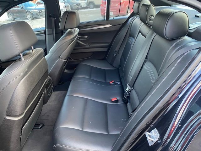 Used 2016 BMW 550i xDrive Sedan image 17