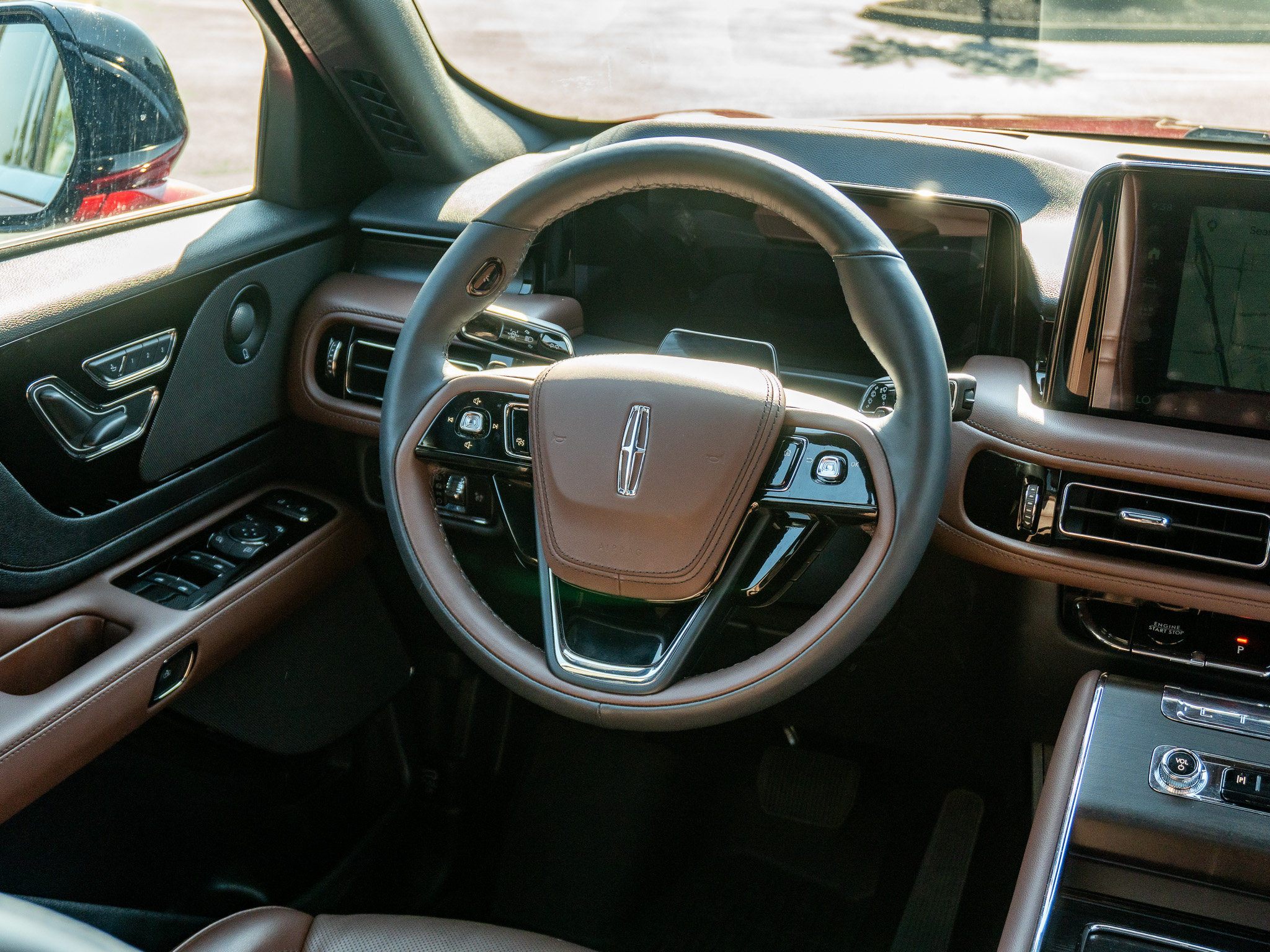 Used 2026 Lincoln Aviator Reserve AWD/4WD image 22