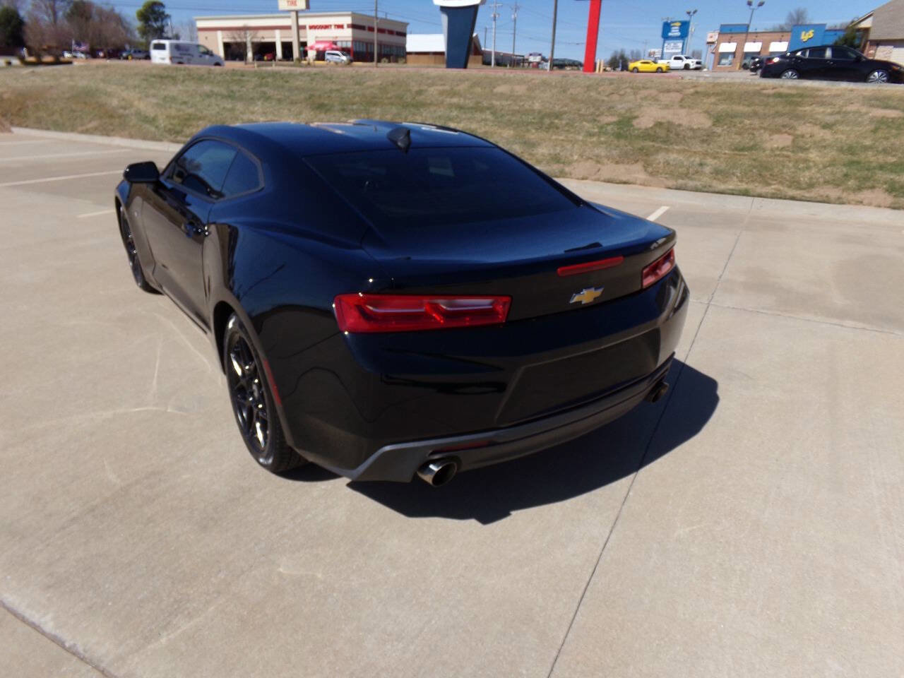Used 2016 Chevrolet Camaro LT image 16