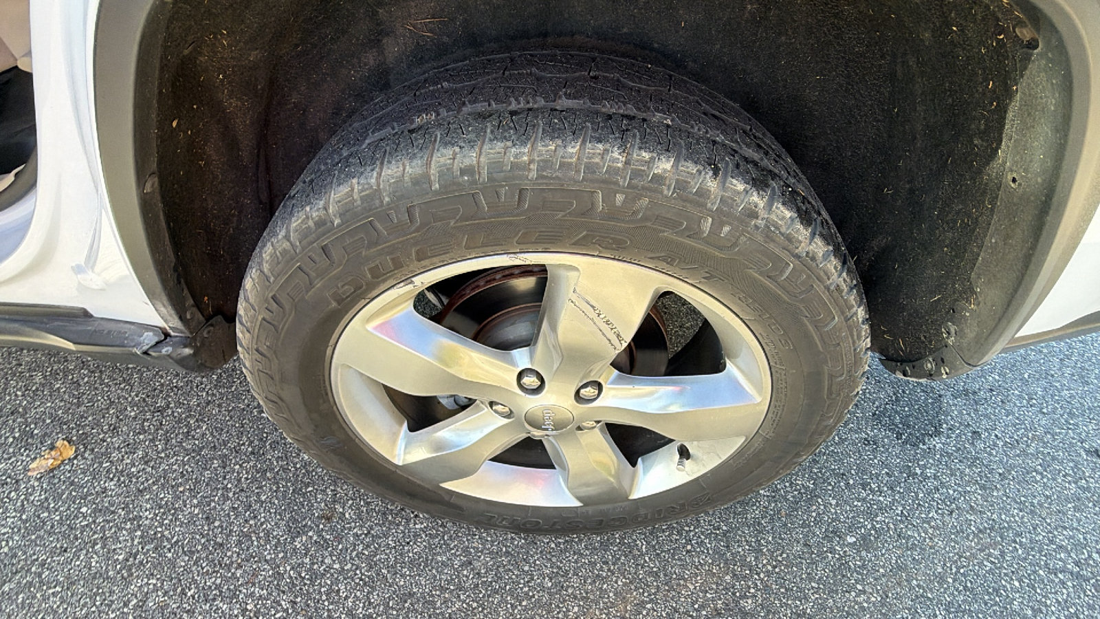 Used 2013 Jeep Grand Cherokee Limited AWD/4WD image 13