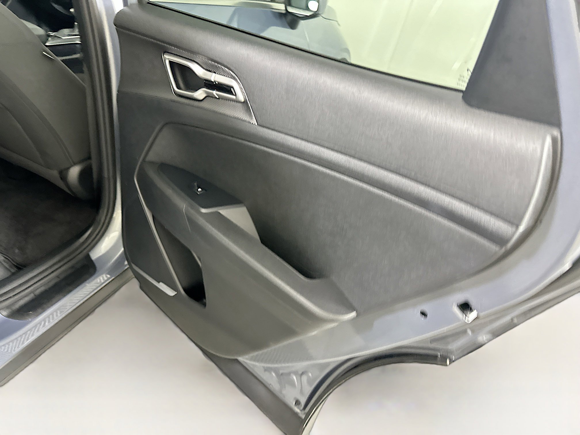 Used 2025 Kia Sportage LX image 28