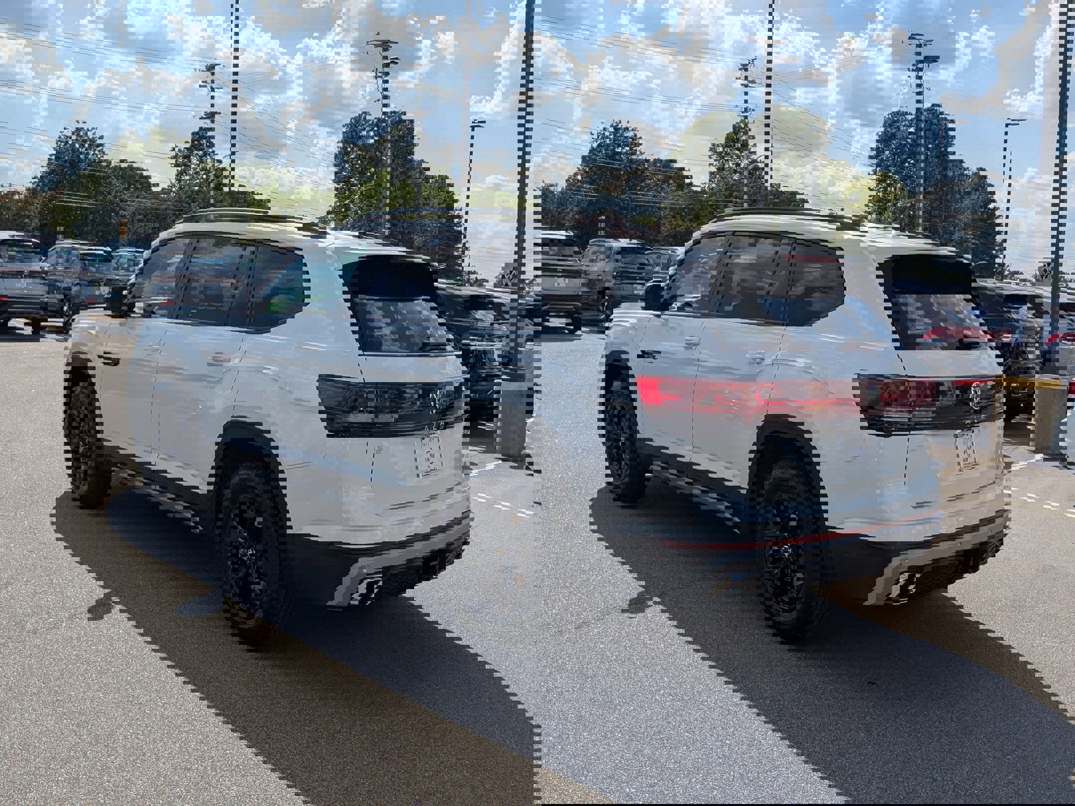 New 2026 Volkswagen Atlas Peak Edition image 5