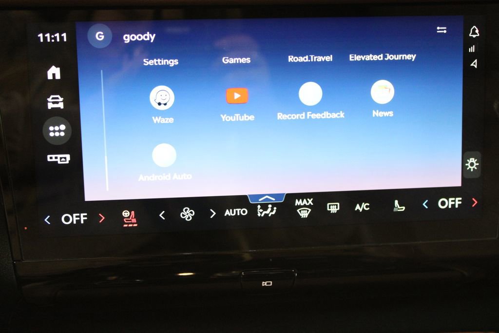 Used 2025 Lincoln Navigator Reserve image 62