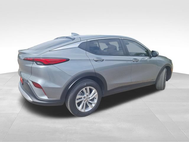 Used 2025 Buick Envista Preferred w/ Convenience II Package FWD image 7
