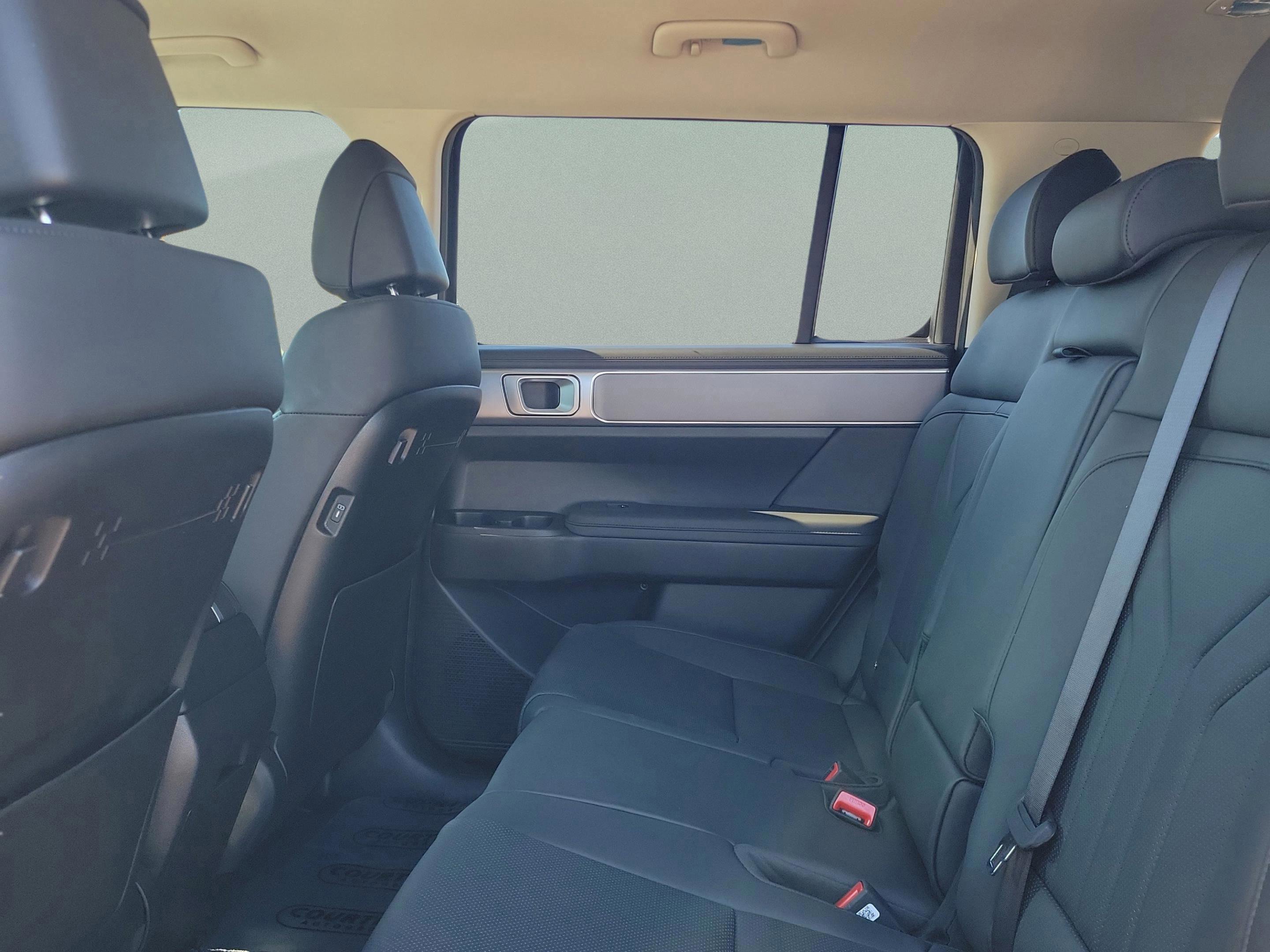 New 2026 Hyundai Santa Fe SEL image 28