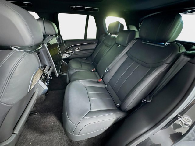 Certified 2025 Land Rover Range Rover Autobiography image 24