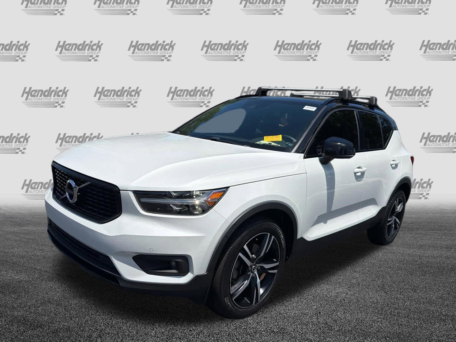 Used 2022 Volvo XC40 T4 R-Design w/ Protection Package Premier FWD image 7