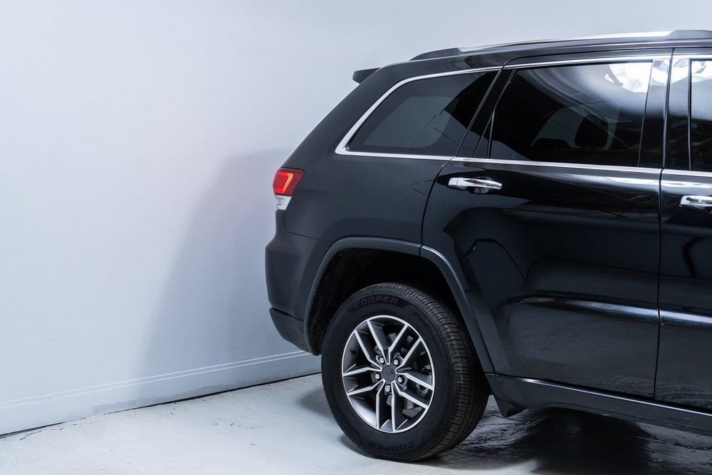 Used 2021 Jeep Grand Cherokee Limited w/ Premium Lighting Group image 11