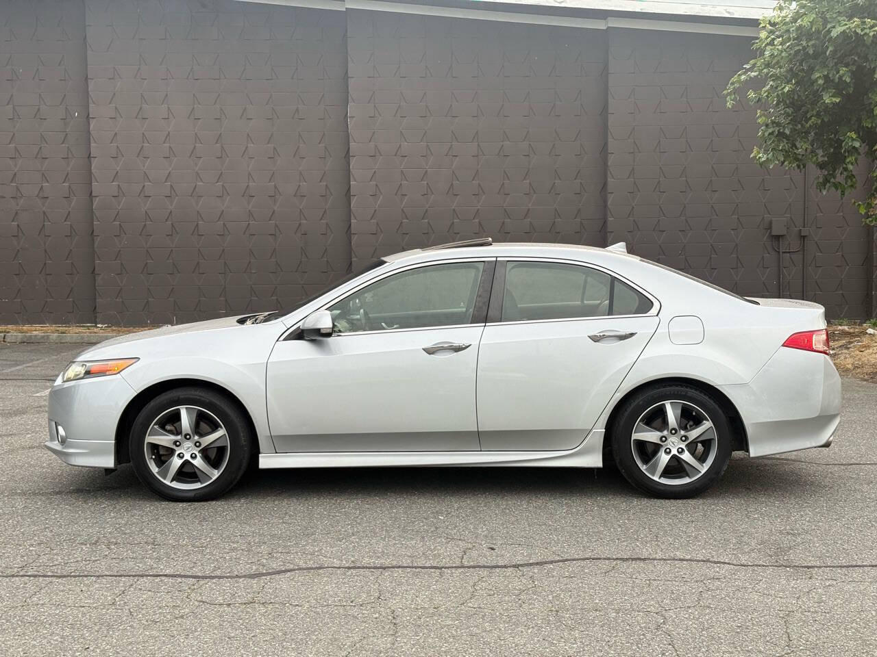 Used 2012 Acura TSX Special Edition FWD image 4
