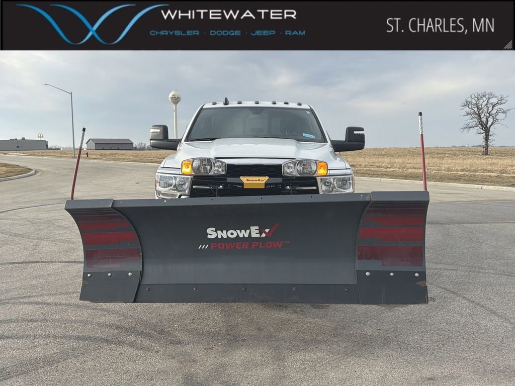 Used 2024 RAM 2500 Tradesman w/ Chrome Appearance Group image 28