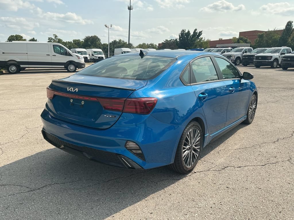 Used 2023 Kia Forte GT-Line w/ GT-Line Premium Package FWD image 5