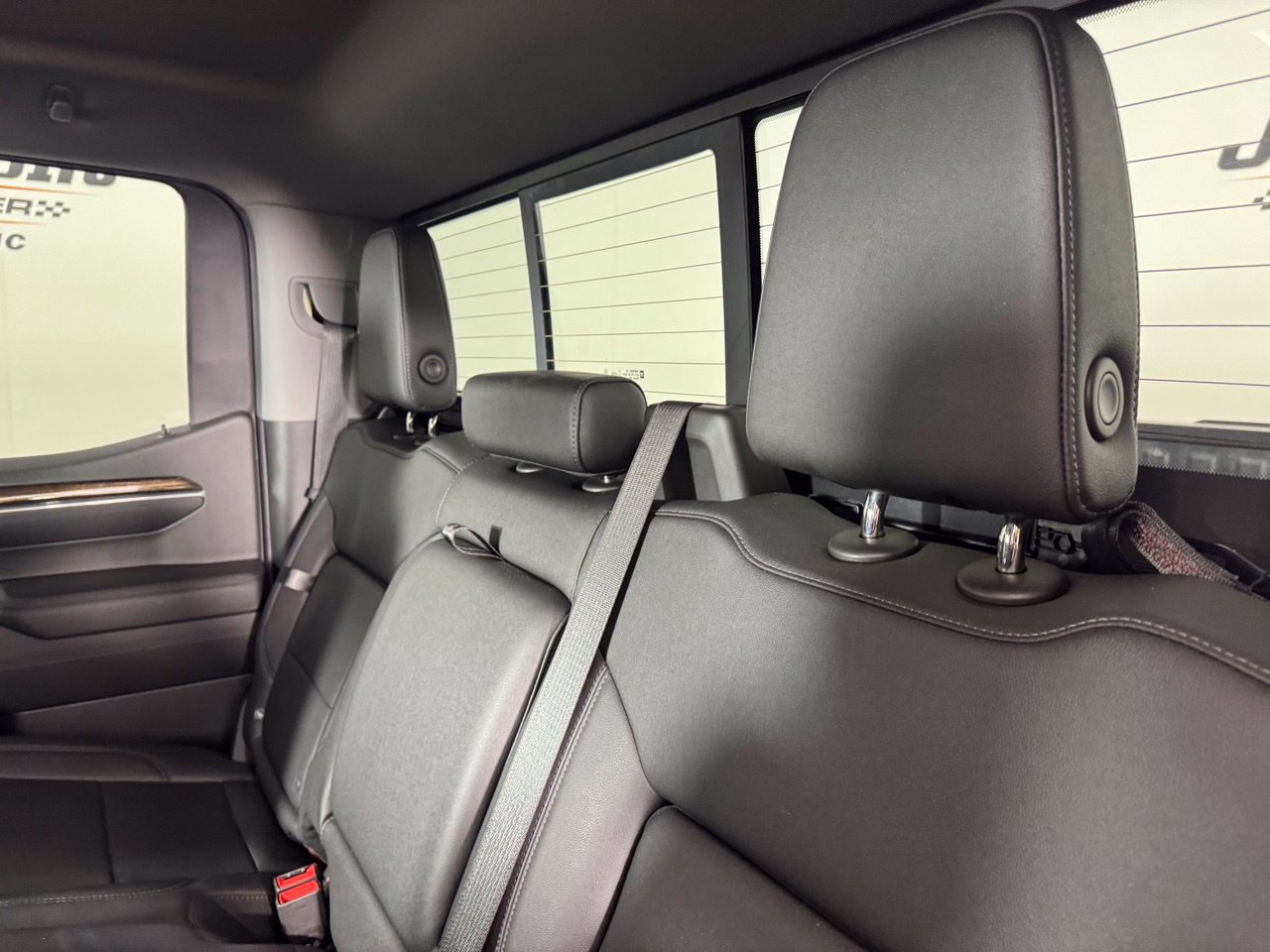 Used 2022 GMC Sierra 1500 Elevation w/ Elevation Premium Package AWD/4WD image 30