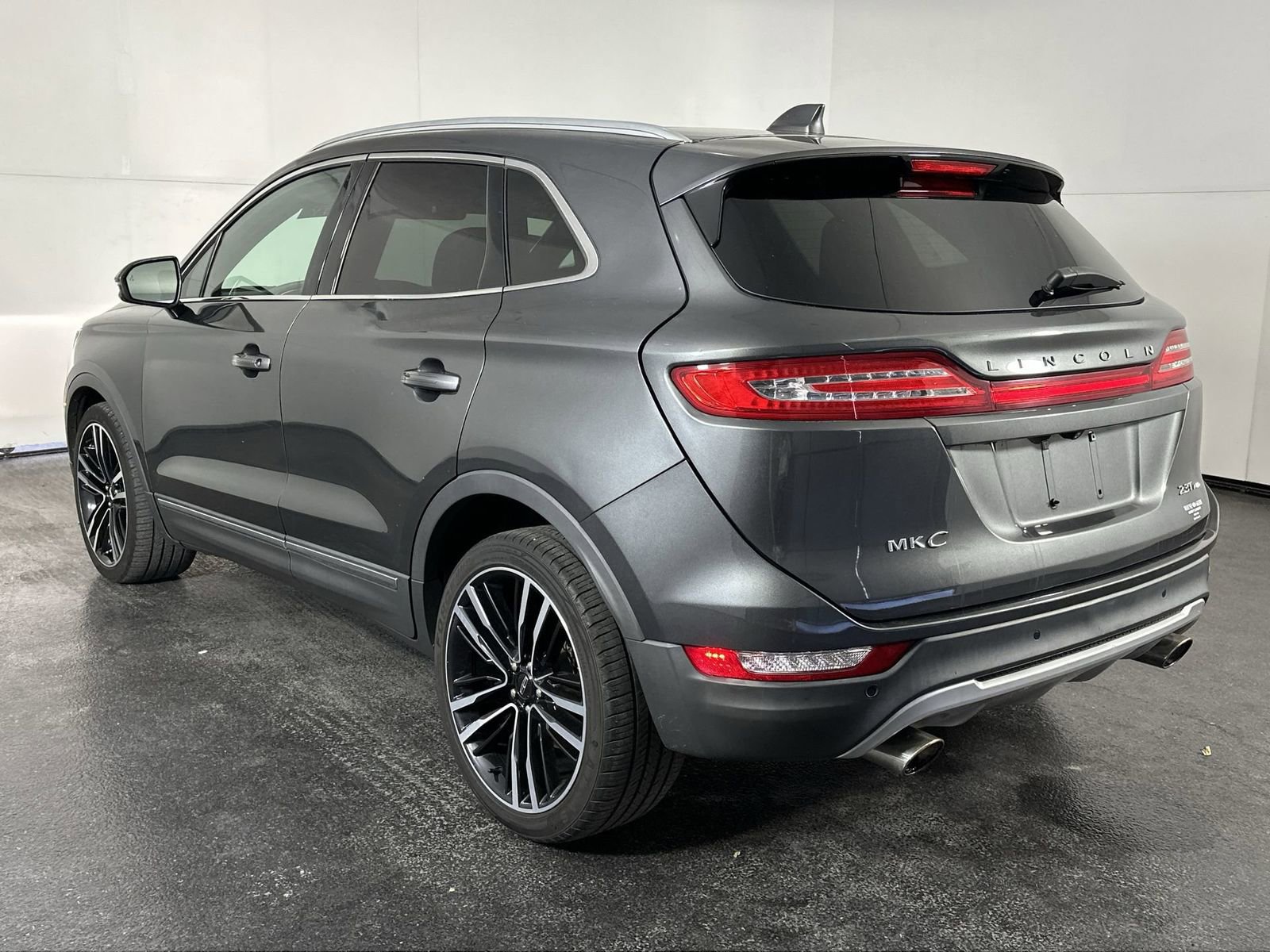 Used 2018 Lincoln MKC Reserve image 9