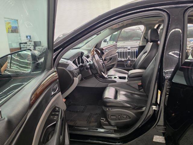 Used 2011 Cadillac SRX Performance FWD image 33