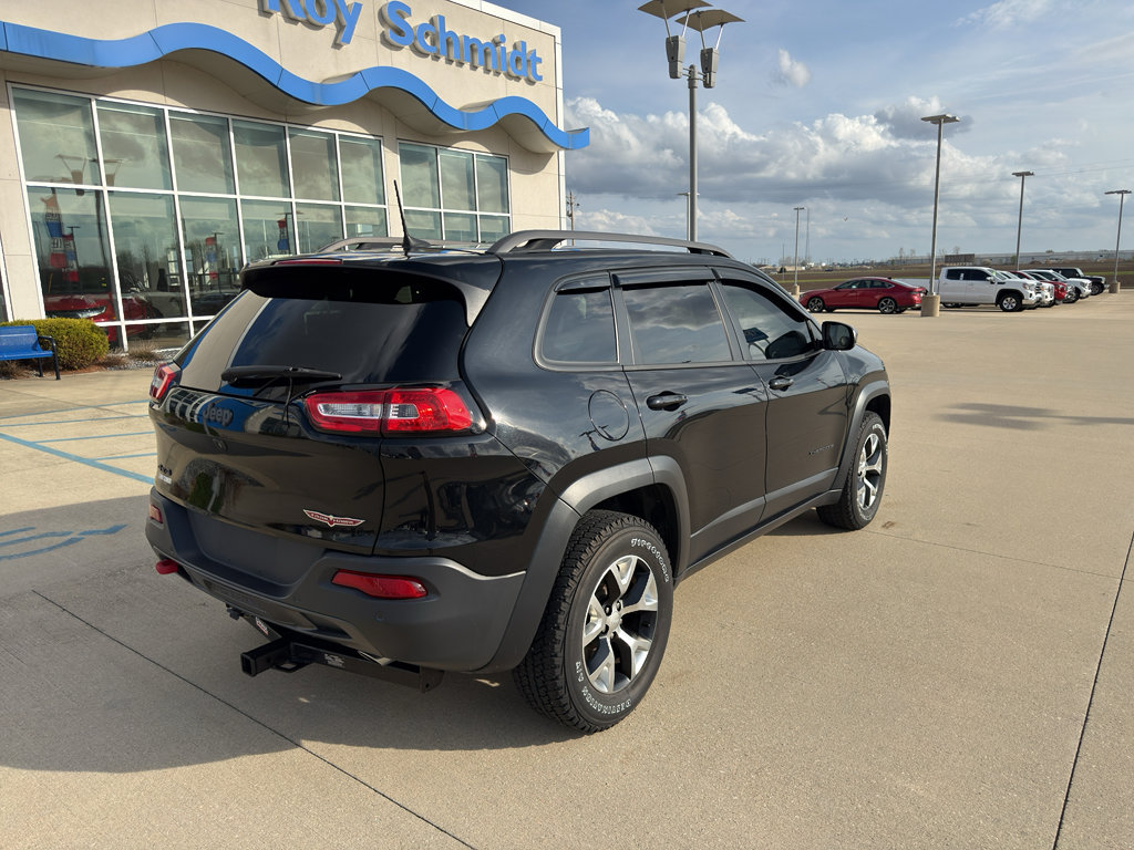 Used 2018 Jeep Cherokee Trailhawk w/ Comfort/Convenience Group image 4
