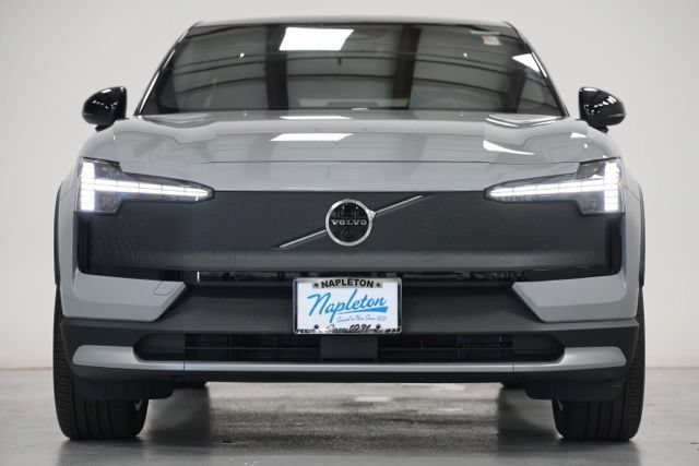 Used 2026 Volvo EX30 Cross Country Ultra w/ Protection Package Premier AWD/4WD video 2