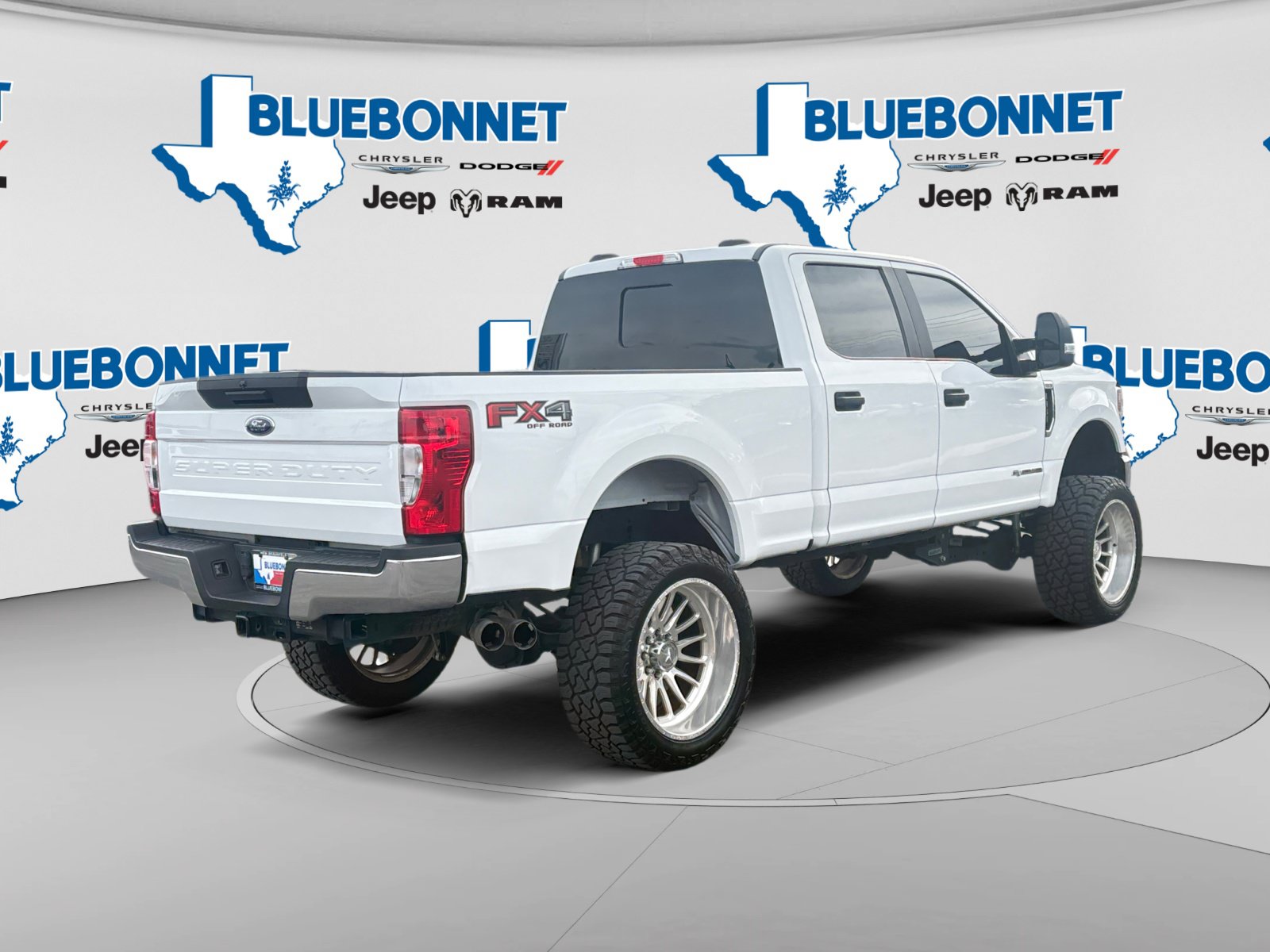 Used 2022 Ford F250 XL w/ STX Appearance Package AWD/4WD image 5