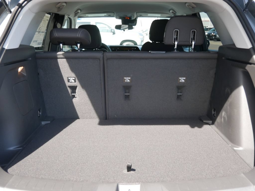 New 2026 Chevrolet TrailBlazer LT w/ Midnight Edition AWD/4WD image 8