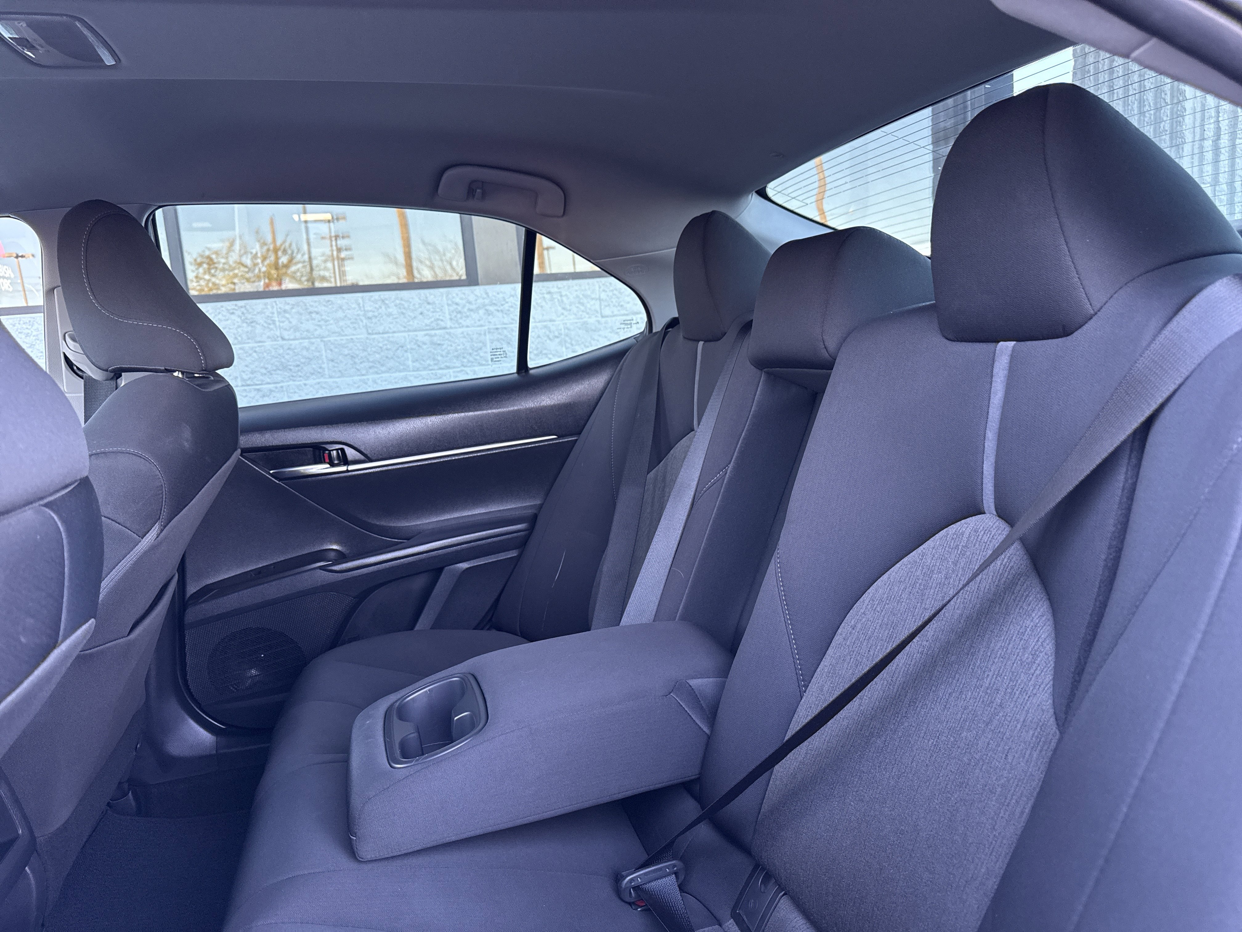 Used 2022 Toyota Camry LE image 21