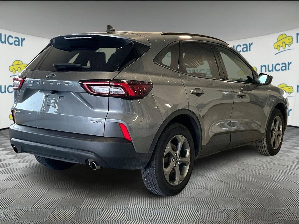 Used 2025 Ford Escape ST-Line image 6