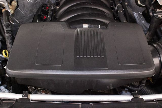 Used 2022 GMC Yukon XL Denali w/ Denali Premium Package image 4