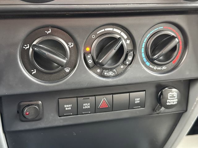 Used 2008 Jeep Wrangler Unlimited Rubicon w/ Dual Top Group AWD/4WD image 31