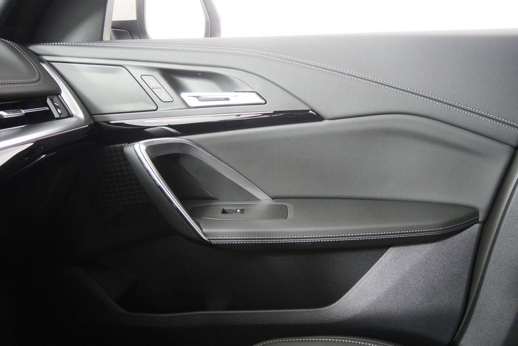 Used 2026 BMW X1 xDrive28i w/ Convenience Package image 22