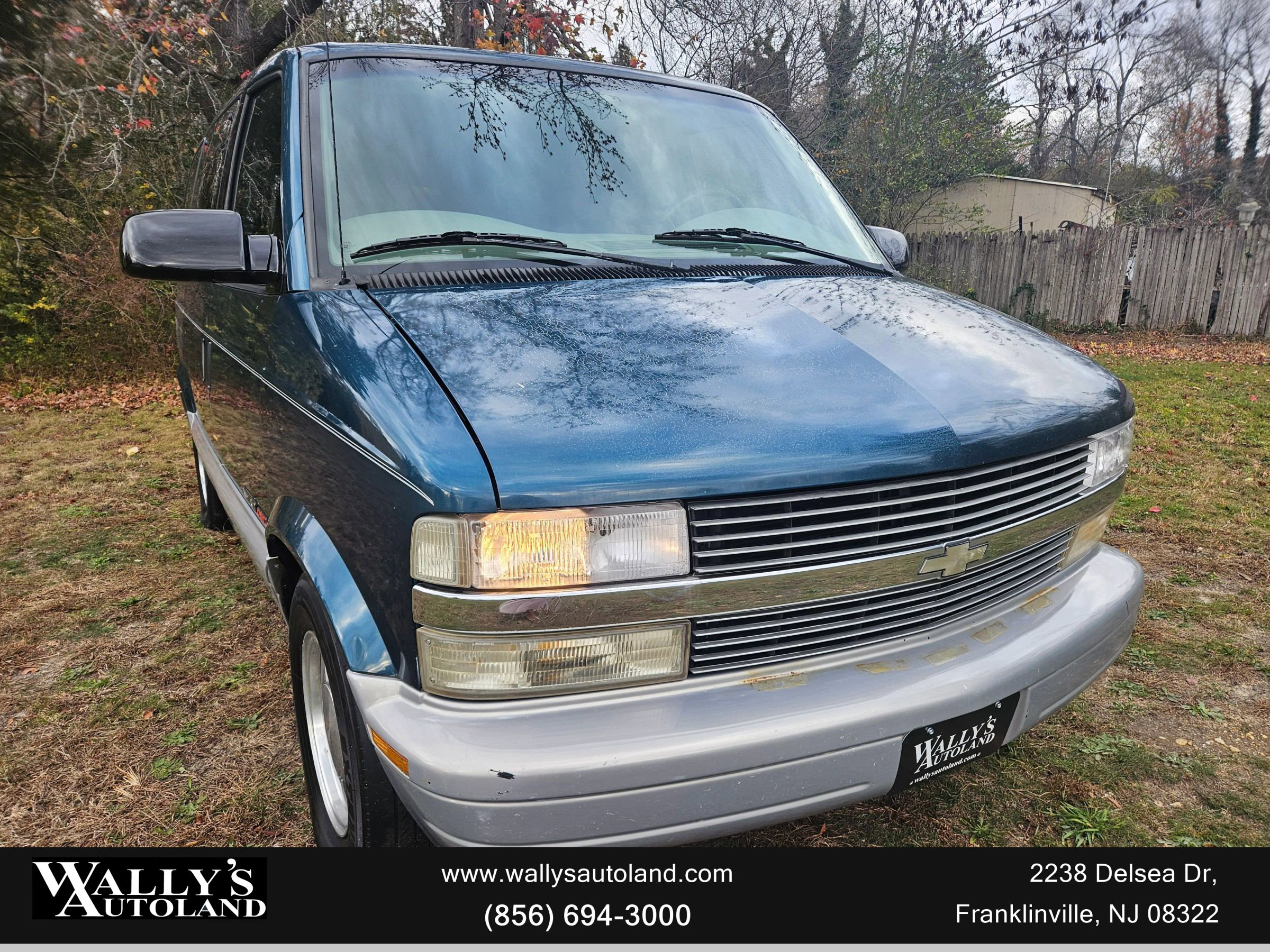 Used 1999 Chevrolet Astro AWD Passenger image 2