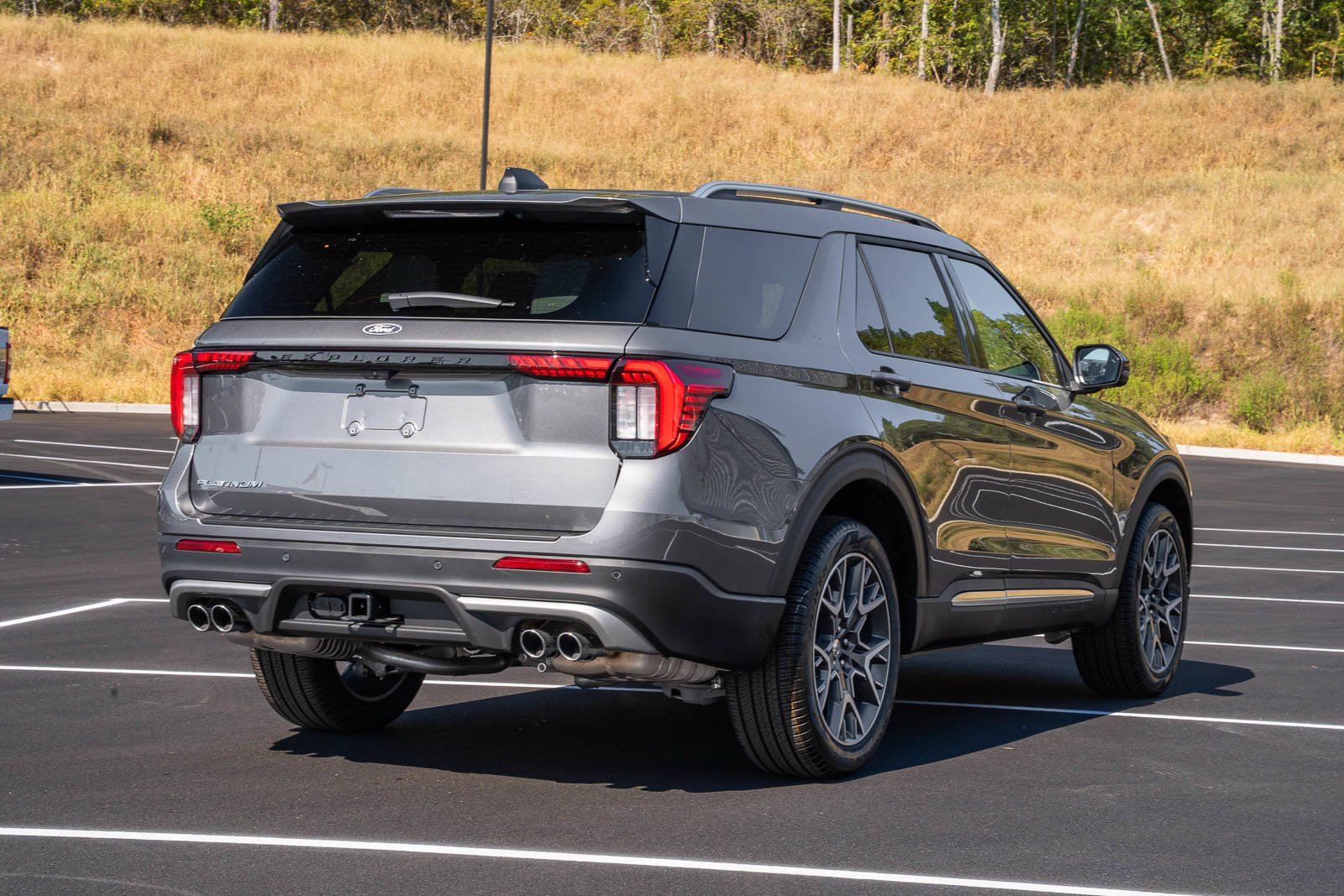New 2027 Ford Explorer Platinum w/ 3.0L Ultimate Package AWD/4WD image 5