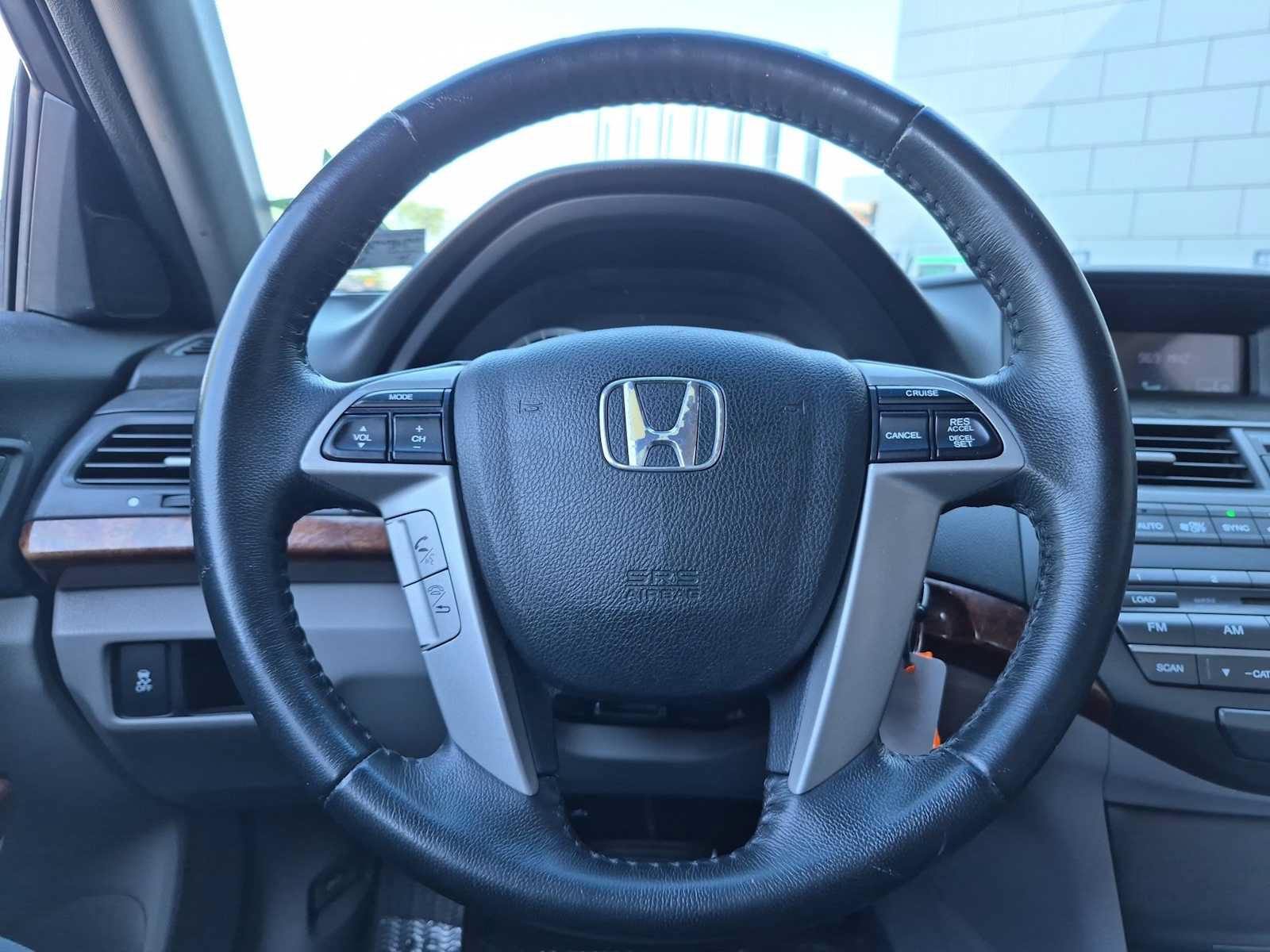Used 2011 Honda Accord EX-L image 23