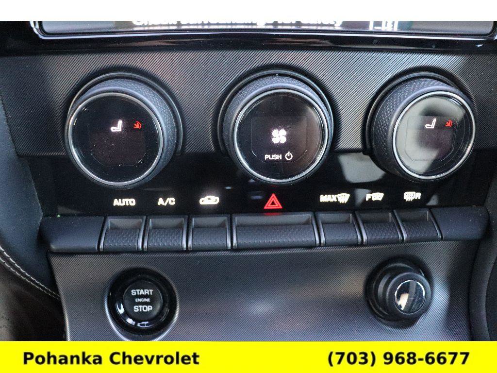 Used 2017 Jaguar F-TYPE R image 17