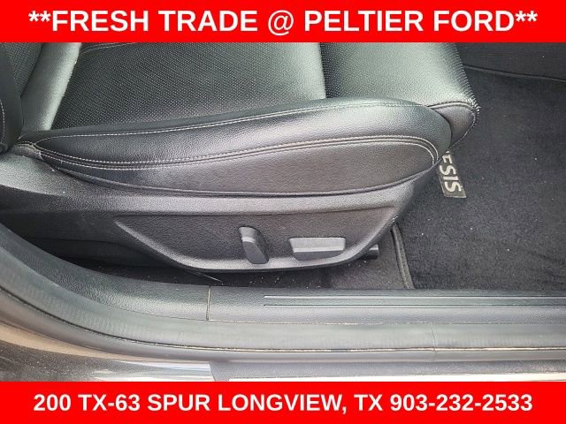 Used 2022 Genesis G70 2.0T image 42