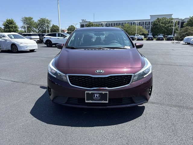 Used 2017 Kia Forte LX FWD image 3