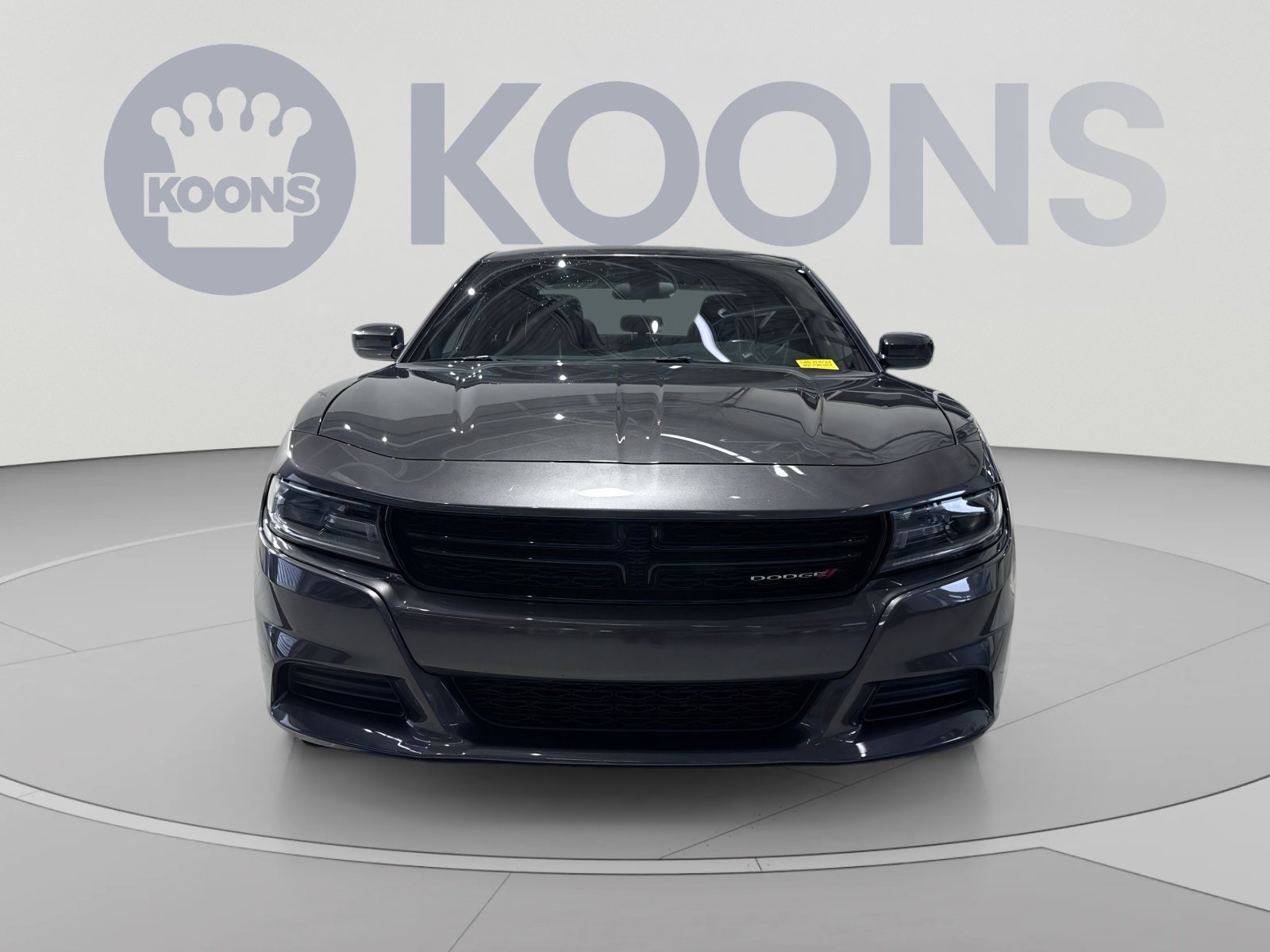 Used 2021 Dodge Charger SXT w/ Leather Interior Group RWD image 4