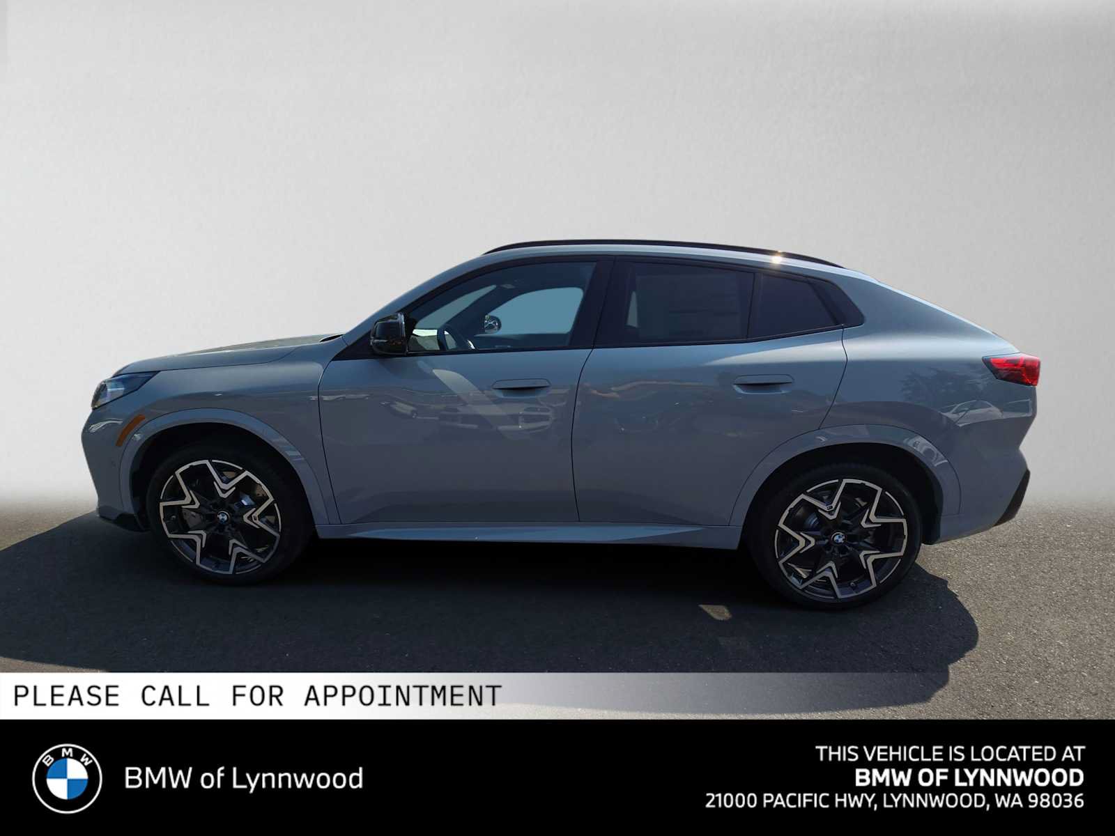 New 2026 BMW X2 M35i w/ Technology Package AWD/4WD image 6