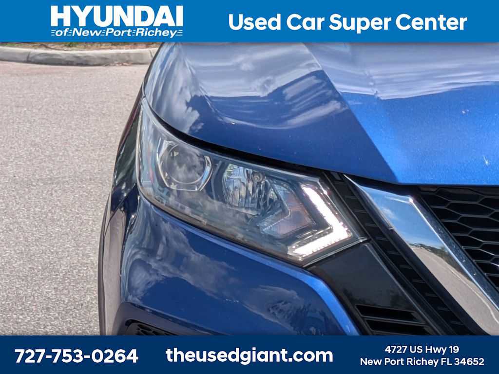 Used 2020 Nissan Rogue Sport S FWD image 9