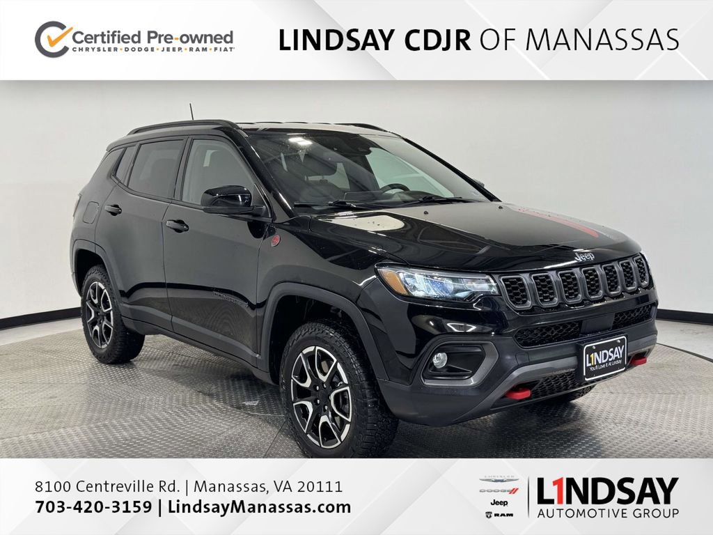 Used 2024 Jeep Compass Trailhawk